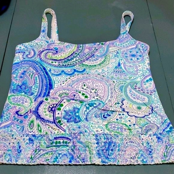 Liz Claiborne bathing suit top. Medium. Great for cruise, swimming, and pool - Picture 1 of 5